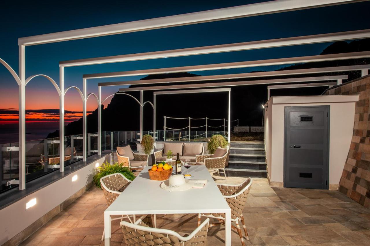 Villa La Tagliata Spectacular Jacuzzi Tub Amazing View And Private Parking Garage Positano Exterior foto
