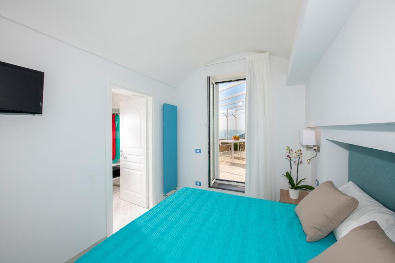 Villa La Tagliata Spectacular Jacuzzi Tub Amazing View And Private Parking Garage Positano Exterior foto