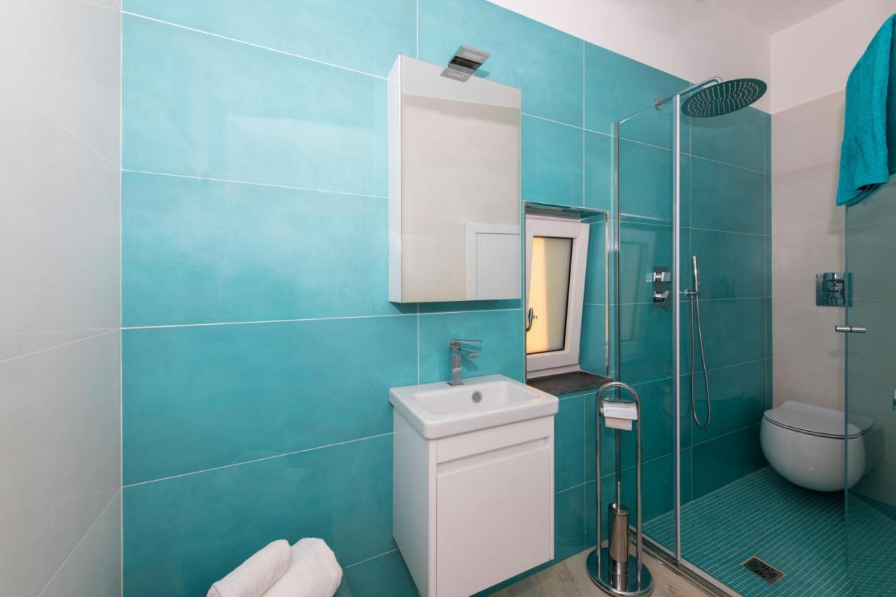 Villa La Tagliata Spectacular Jacuzzi Tub Amazing View And Private Parking Garage Positano Exterior foto